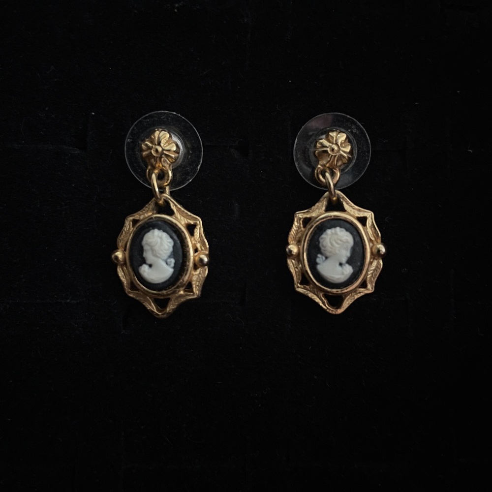 Gold-Plated Black and White Cameo Drop Earrings